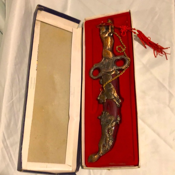 Decorative knife - Picture 1 of 9